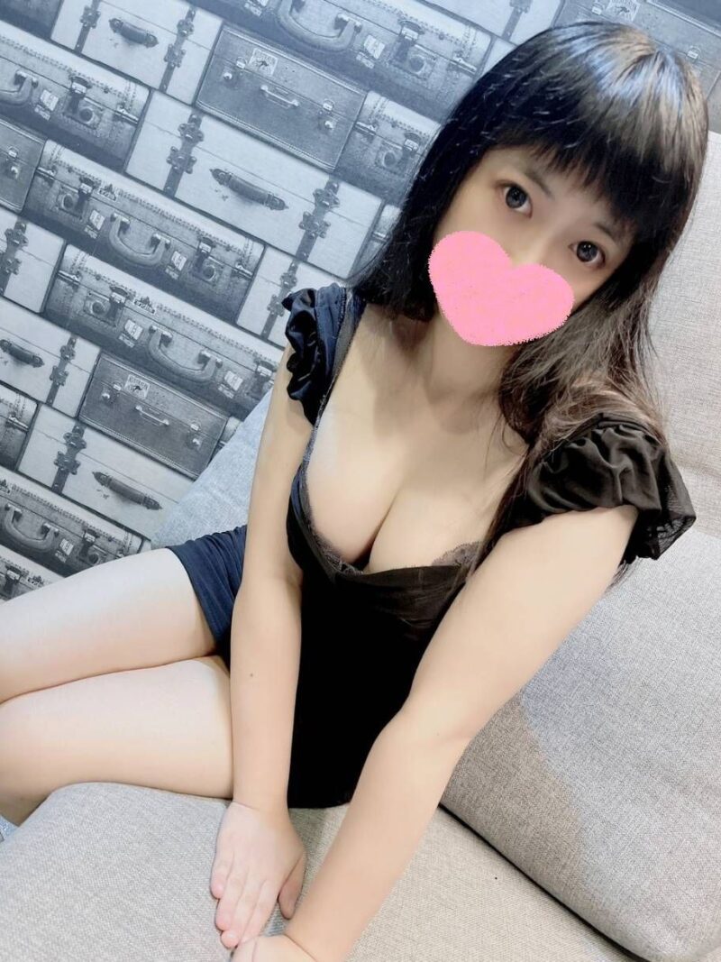 西門🍀小泱🇹🇼台妹